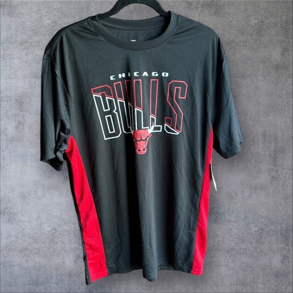 NWT - Chicago Bulls Slice N Dice Tee - Picture 3 of 6